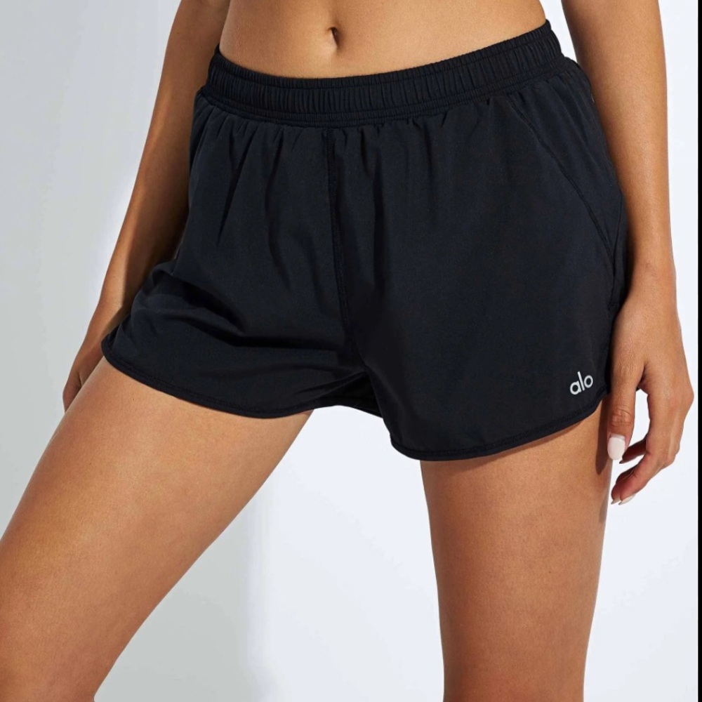 ALO Stride Shorts